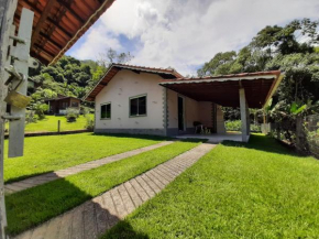 Casa Rosa Lumiar, Cachoeira Particular e Fazendinha